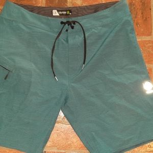 Men's Volcom med-tech board shorts